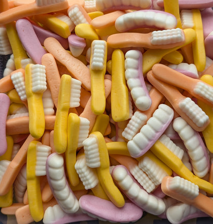 Teeth & Toothbrush | Pick ’n’ Mix sweets