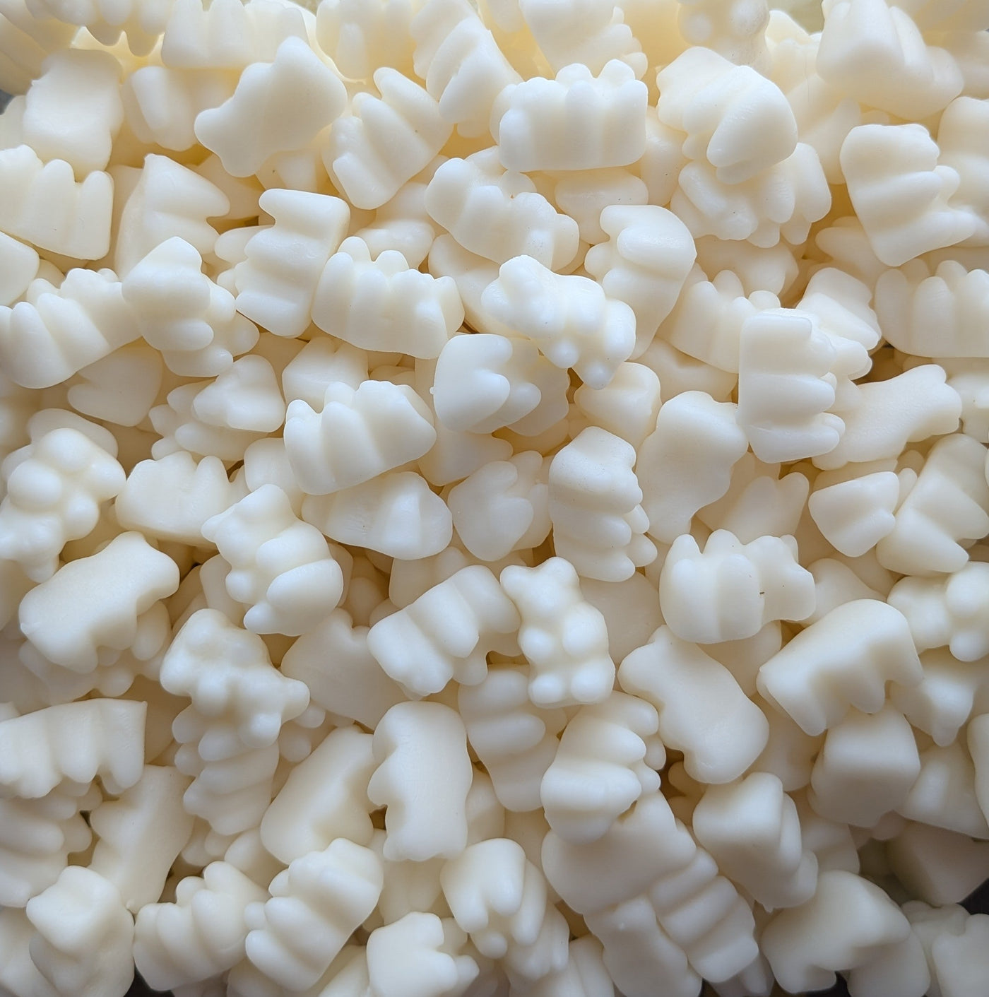 White Strawberry & Banana Gummy Bears | Pick ’n’ Mix sweets